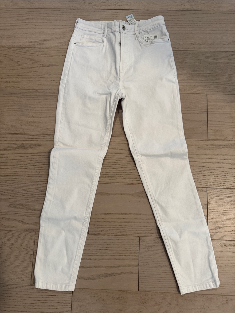 Zara White Skinny Jeans